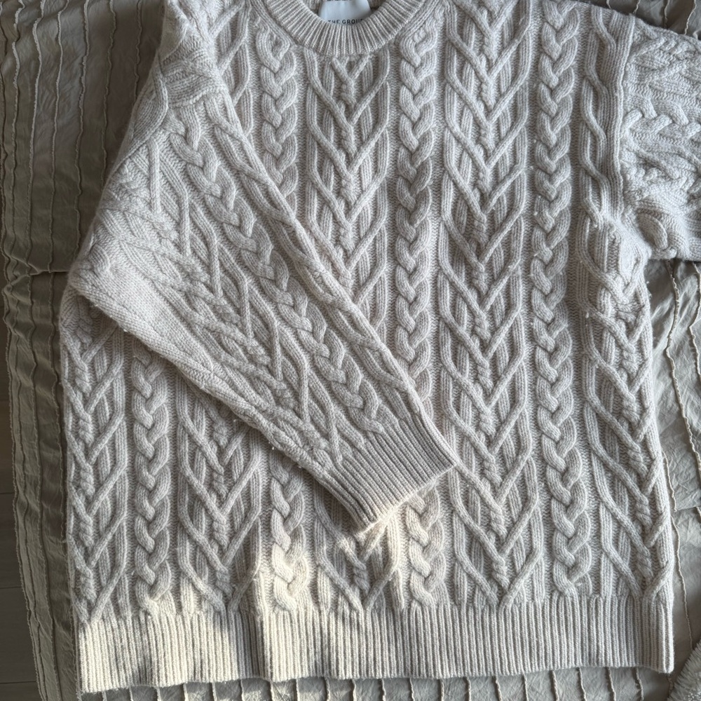 Babaton oversized 100% wool sweater